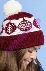 шапка с новогодним узором